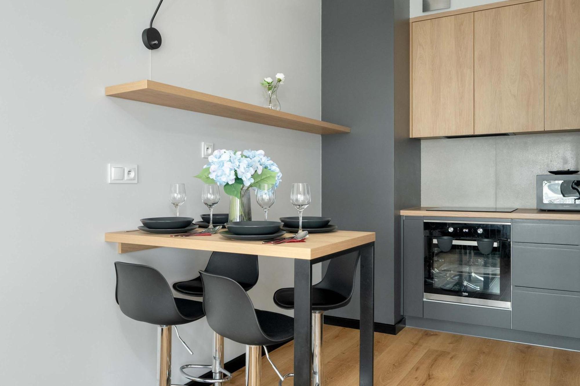 Modern Desk & Bedroom By Renters * Poznan
