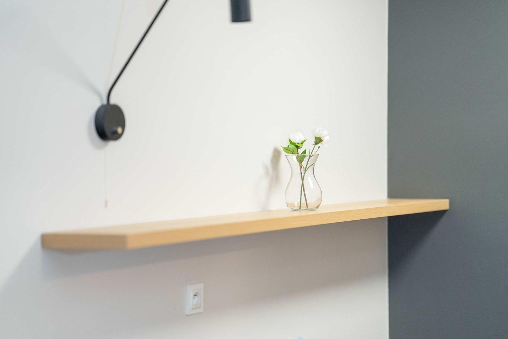 Apartment Modern Desk & Bedroom By Renters *
