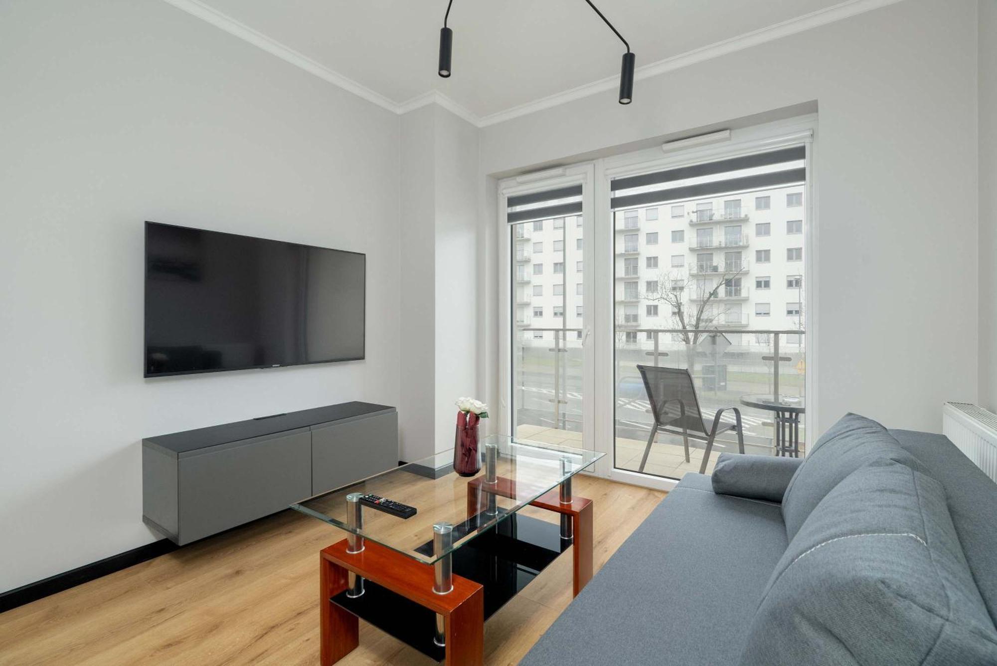 Apartment Modern Desk & Bedroom By Renters *